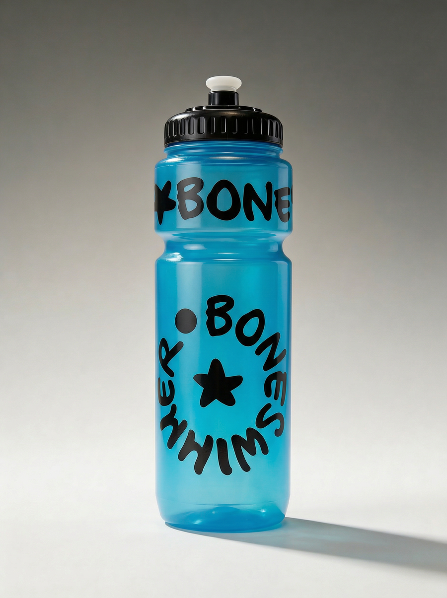 Sportbidon 750 ml met tuitdop — BONESWIMMER lichtblauw transparant, logo zwart